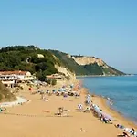 Nychterida 4* Μαραθιάς