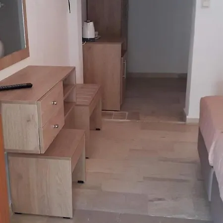 Nychterida 4*