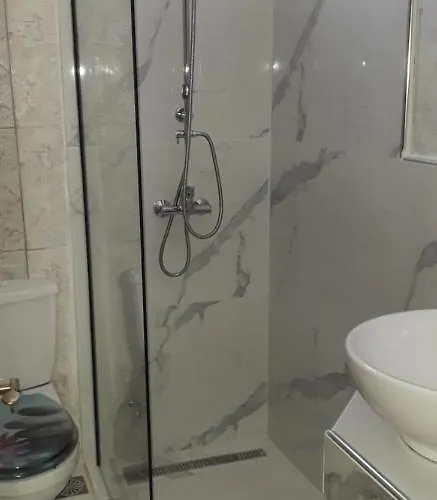 Hotel apartamentowy Nychterida Marathias
