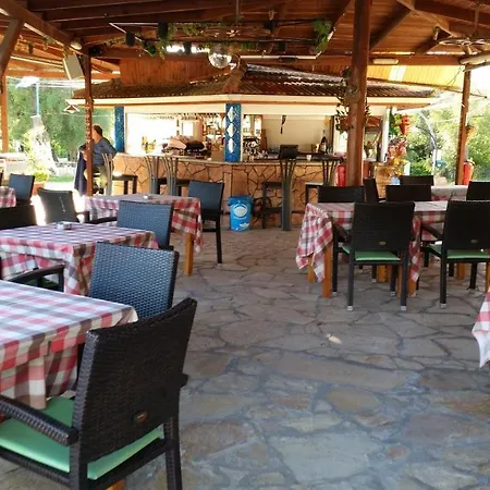 Nychterida 마라티아스