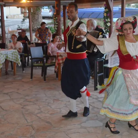 Nychterida 마라티아스