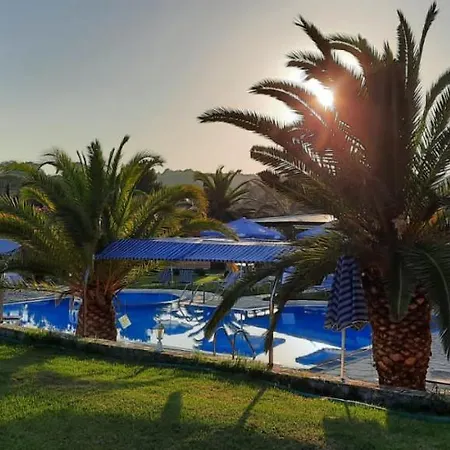 아파트호텔 Nychterida 4*